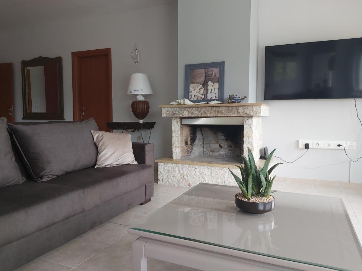 Villa Marilena Nafpaktos Esterno foto